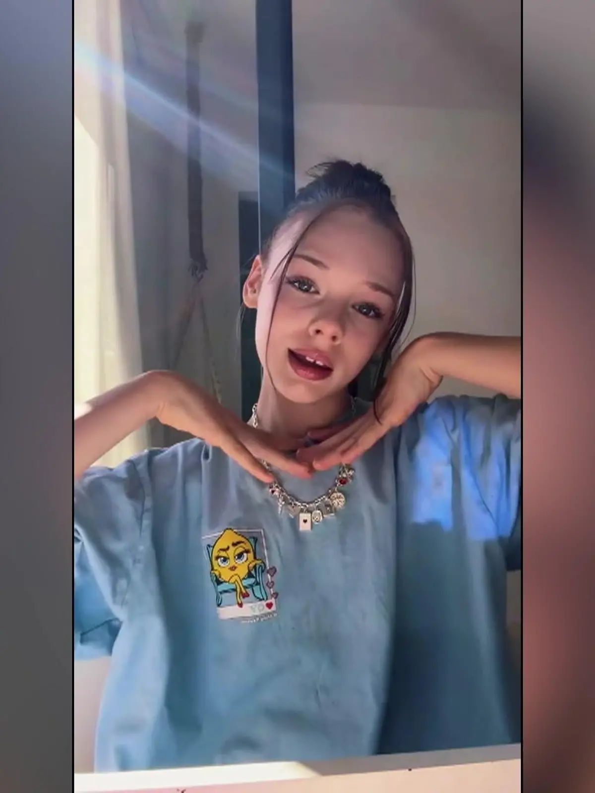 Bild zu: "Anne Wünsches Tochter scheffelt bei Instagram ordentlich Kohle"