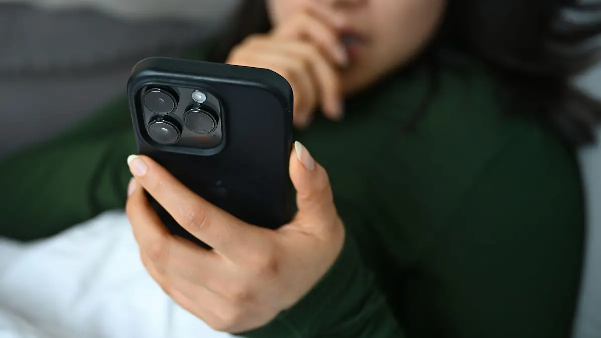 Freizügige Aufnahmen mit jemandem geteilt, die Sie jetzt bereuen? Unter Umständen können Sie auf eine Löschung bestehen.