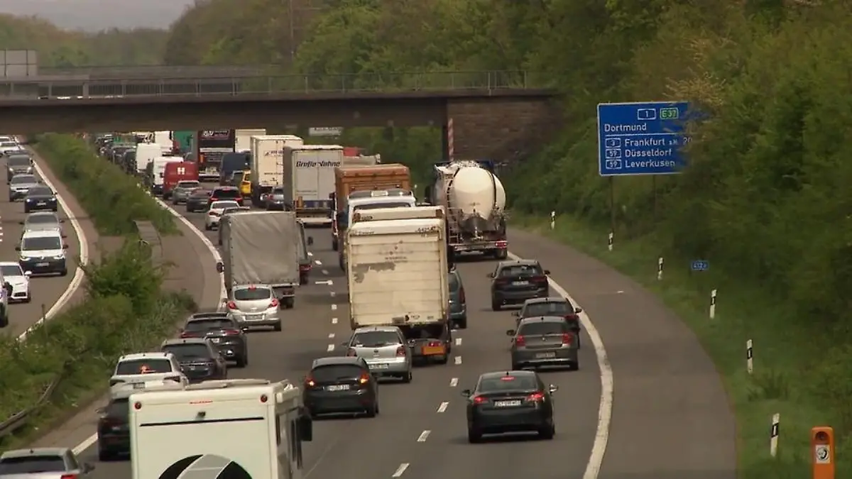 CDU verliert an Rückhalt Aktuelle Umfrage