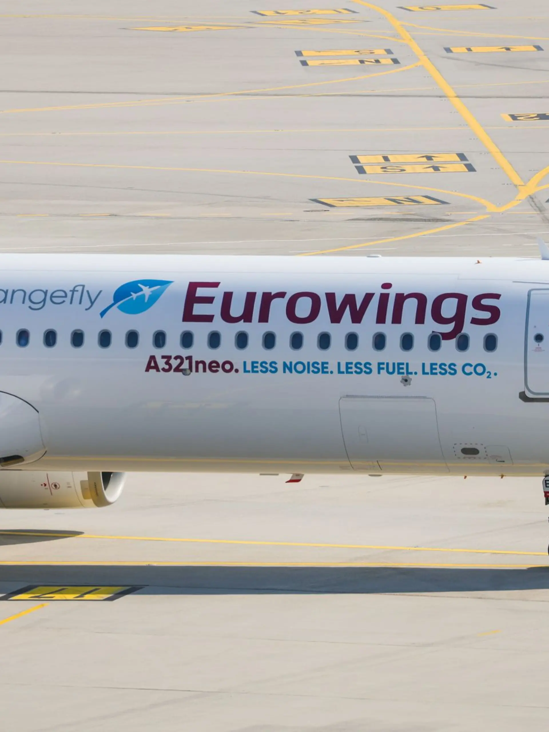 Bild zu: "Eurowings lässt Teenager (13) nicht an Bord"