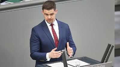 Bundestag: Immunität von Abgeordenten Hannes Gnauck (AfD) und Gökay Akbulut (Linke) aufgehoben
