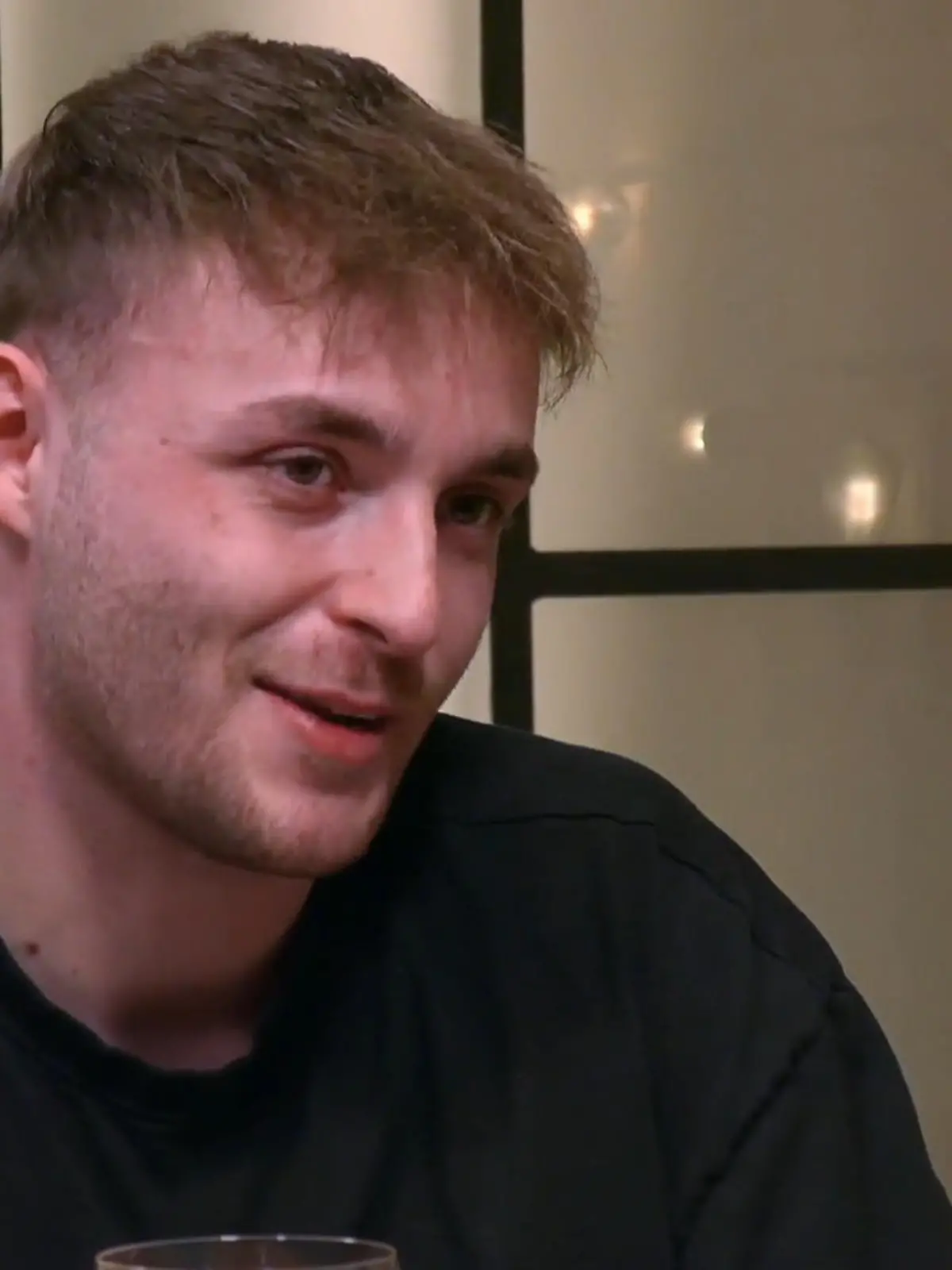 Bild zu: "Katzen, Rap und gute Stimmung – bei Justus und Anna läuft es erst mal rund"