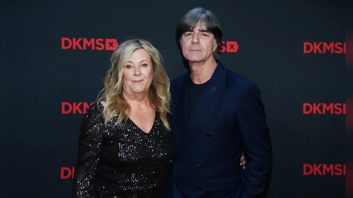 Jogi Löw überrascht mit seiner Noch-Ehefrau Daniela auf dem roten Teppich Zehn Jahre nach Trennung