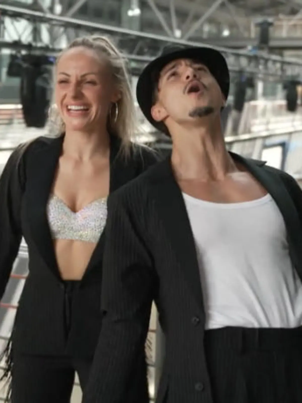 Bild zu: "Milano kämpft bei Let’s Dance mit Lampenfieber und seiner schüchternen Seite"