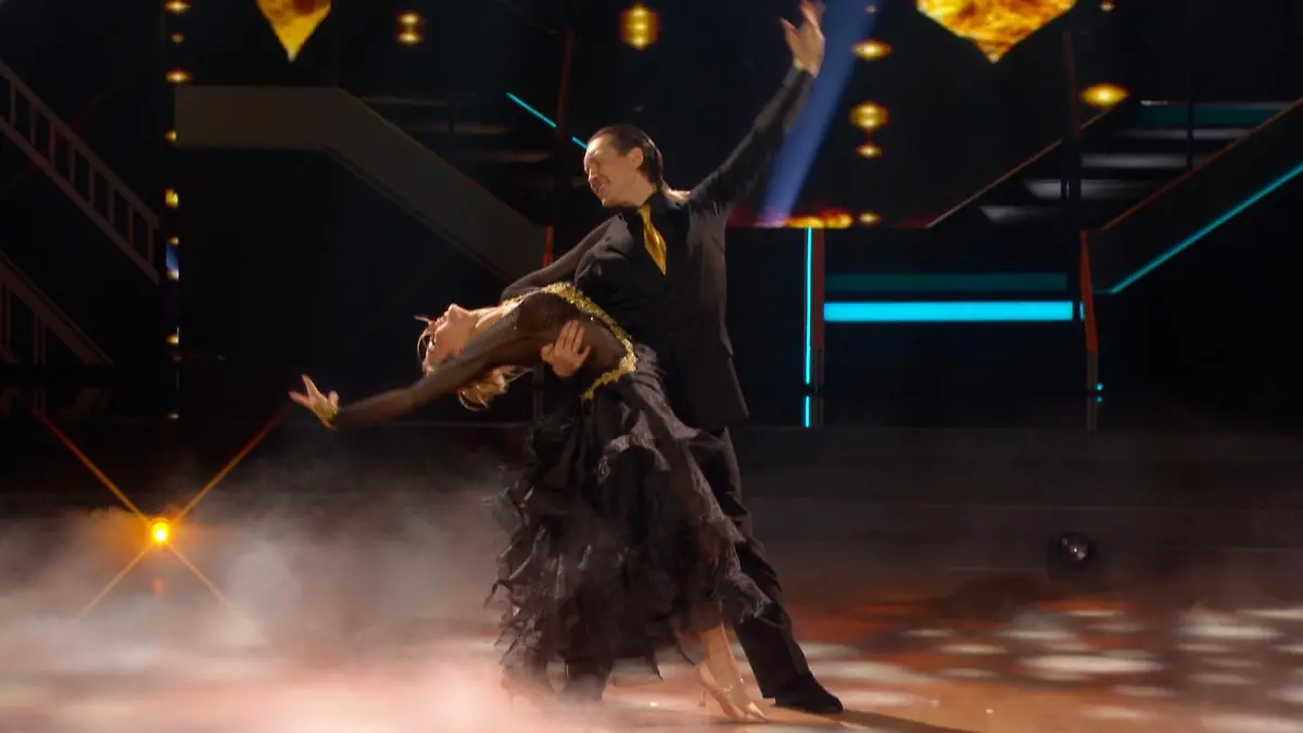 Show 7 - Discofox-Marathon & Iconic Dances