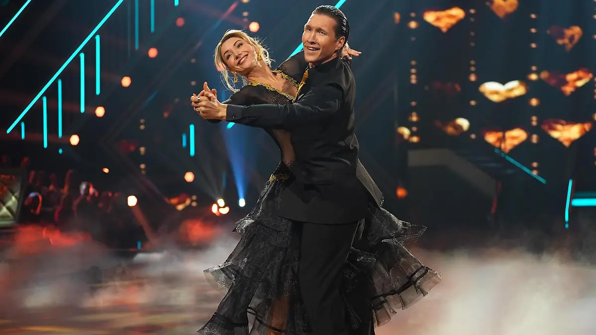 Show 7 - Discofox-Marathon & Iconic Dances