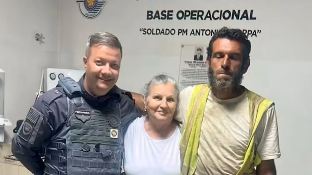 Nach fünf Jahren kann die Mutter ihren Sohn wieder in den Armen halten