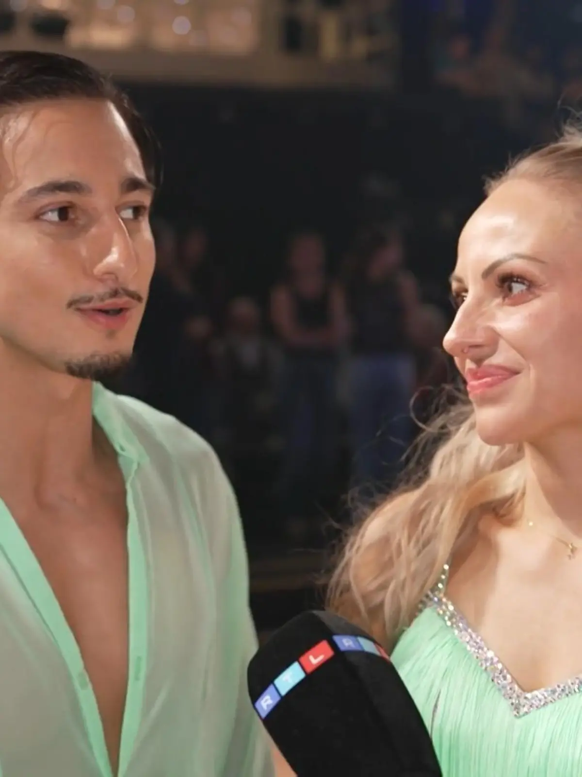 Bild zu: "„Ich bin immer noch schockiert!” Milano kann seine 30 Punkte nicht fassen"