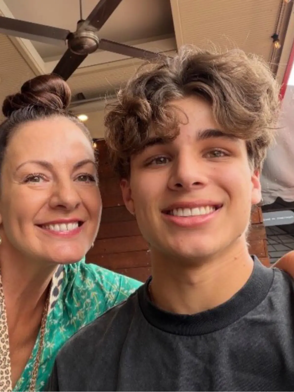 Zander mit seiner Mutter Jessica