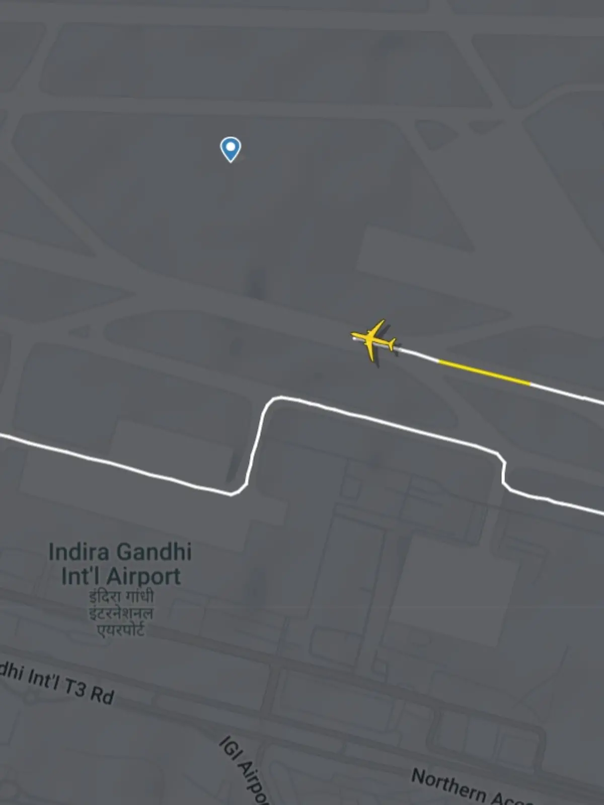 Ein Screenshot des Portals Flightradar24 zeigt, wie der Airbus A330 von Swiss noch auf der Startbahn notgebremst wurde