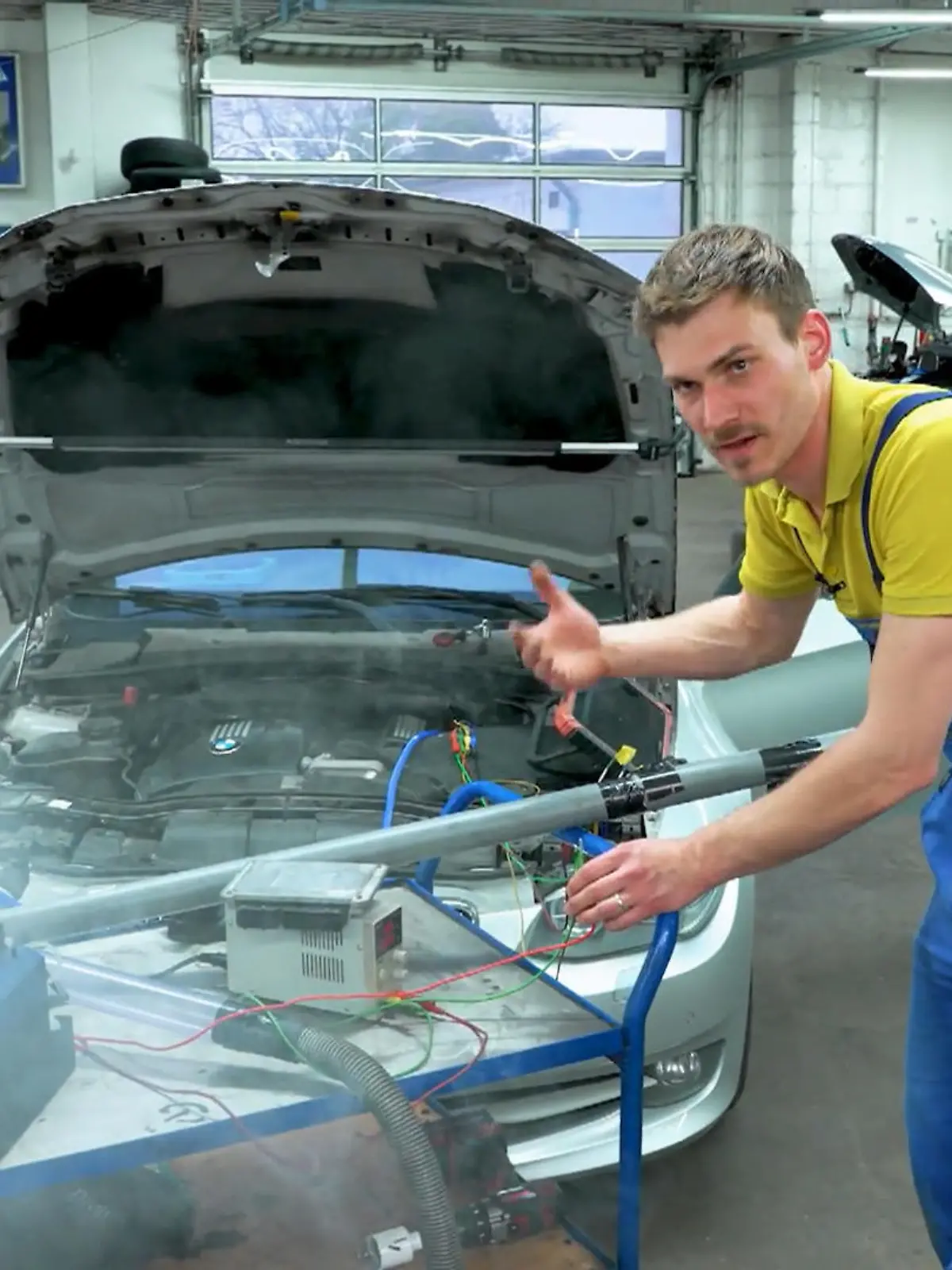 Bild zu: "3er-BMW geht einfach aus – finden die Autodoktoren endlich den wahren Fehler?"