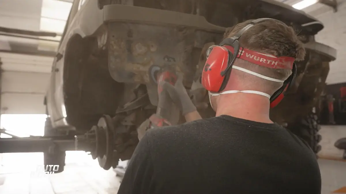 Baustelle auf vier Rädern – schaffen die Tuning-Profis den Galloper noch? Galloper mit Rostalarm