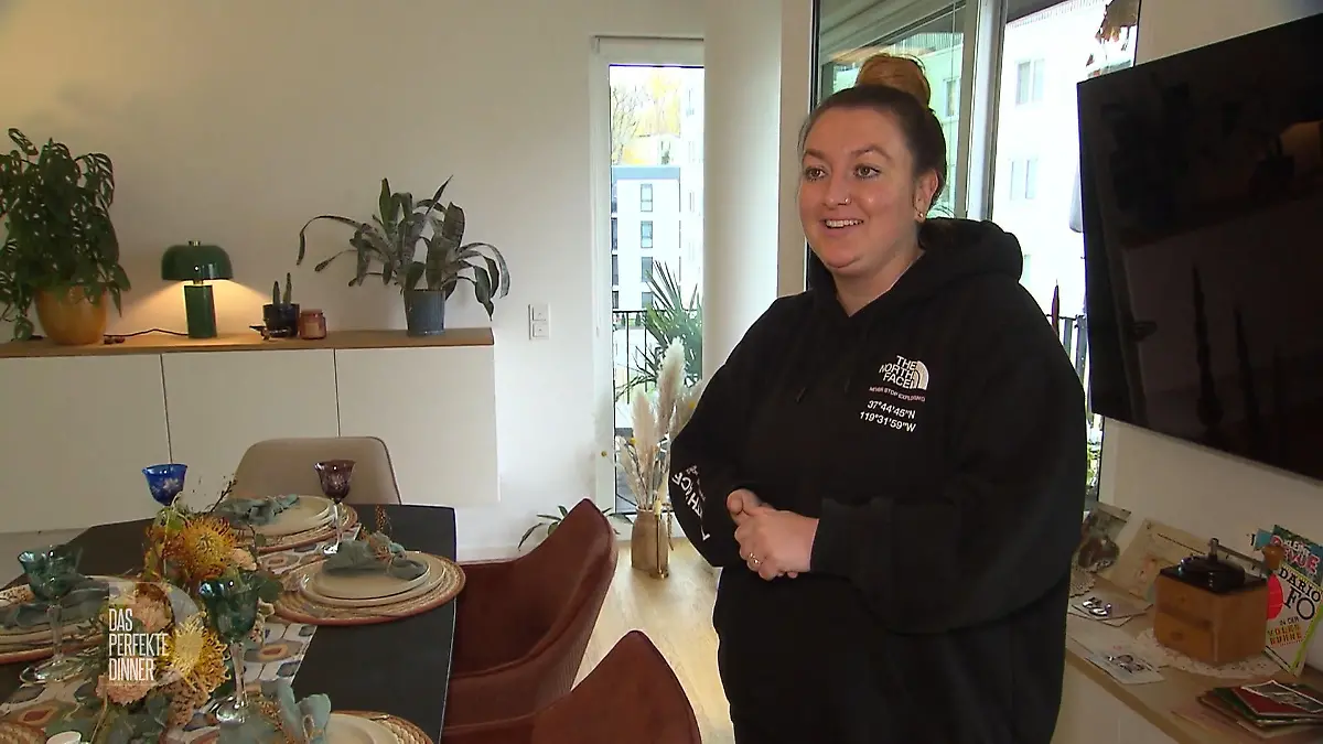 Die Wohnung ist bereit, der Tisch gedeckt – jetzt wächst bei Sassi die Nervosität Aufregung Pur