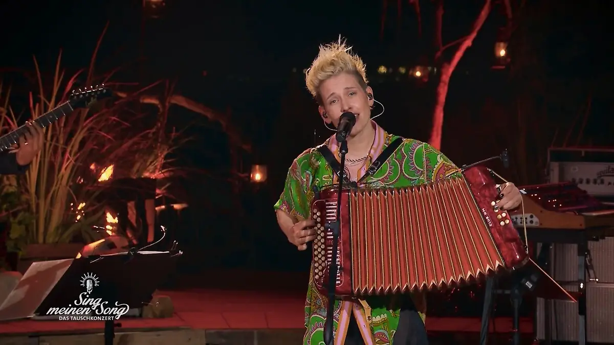 Deine Cousine dreht mit „Große Freiheit“ die Stimmung einmal komplett Punkrock als Befreiung