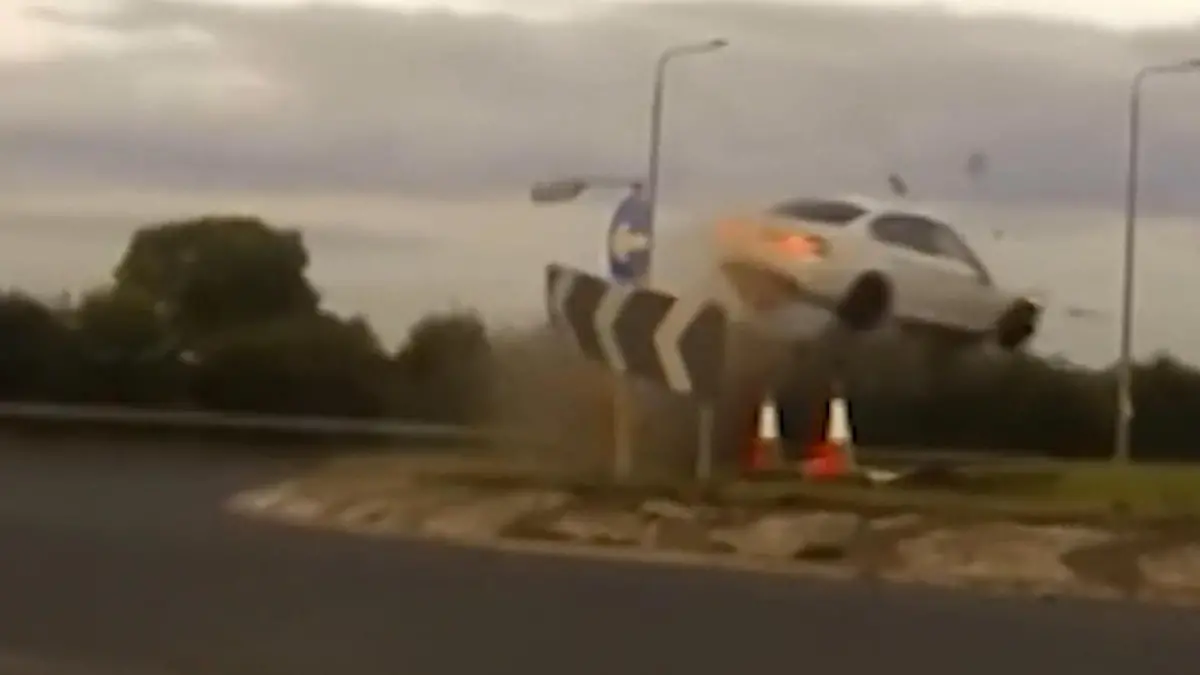 Mega-Crash nach Horror-Fahrt! Betrunkener Raser kassiert DIESE harte Strafe Spektakuläres Video veröffentlicht