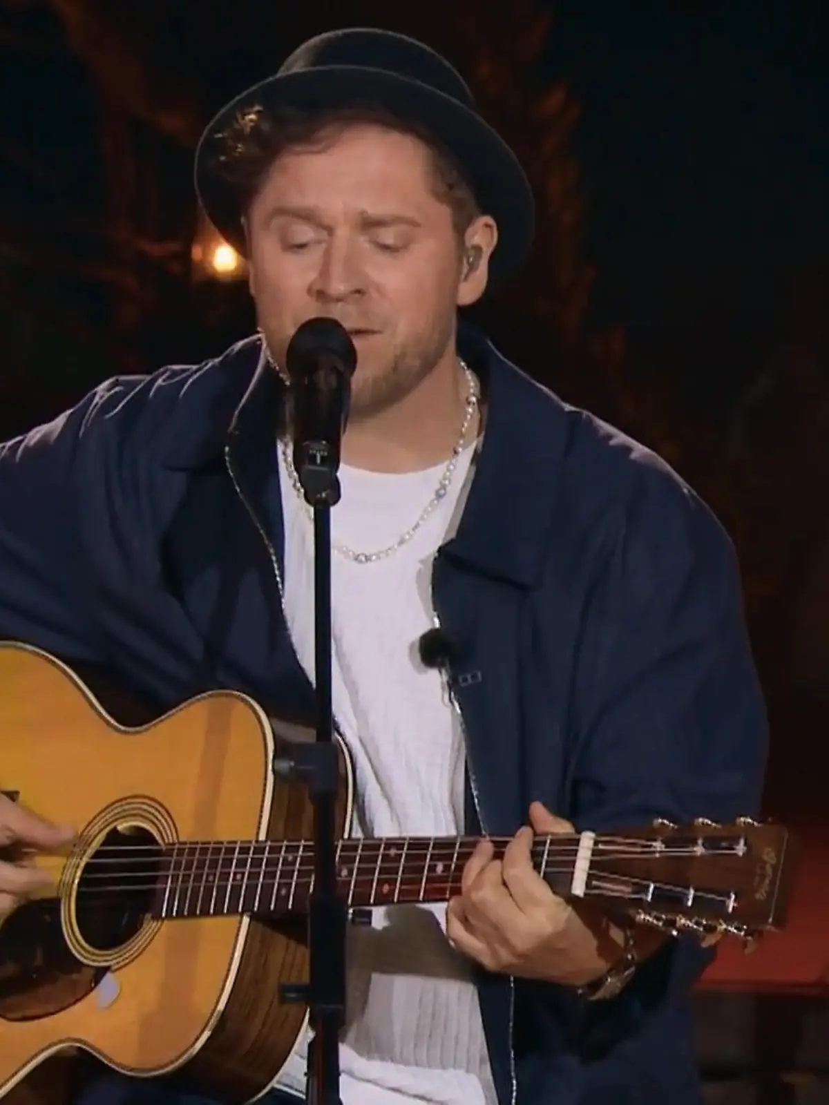 Bild zu: "Johannes Oerding singt „Ein guter Weg“ – und dahinter steckt mehr als ein starker Text"