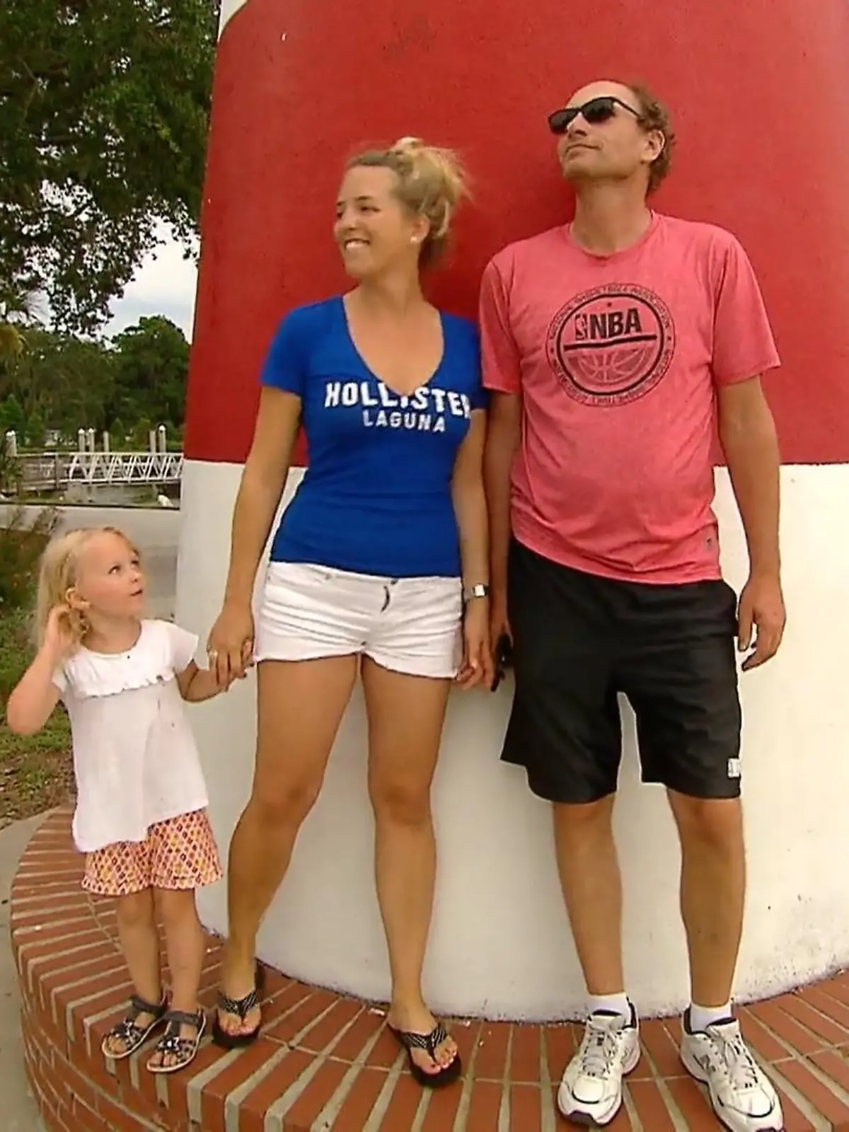 Bild zu: "Berlin bremst Kai aus – rettet ein neues Wohnmobil jetzt ihr Florida-Business?"