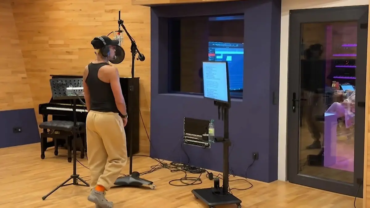 Mark Medlock steht wieder am Mikofon Exklusive Einblicke ins Studio