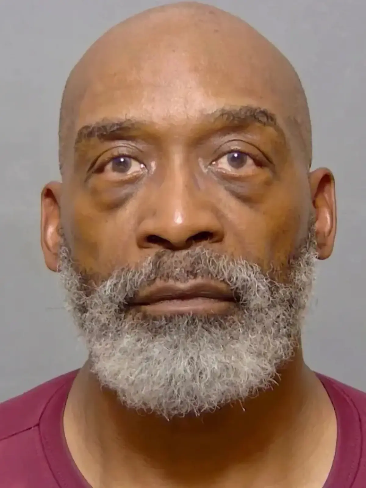 Pastor Leslie Williams wurde wegen „Vielweiberei” verhaftet