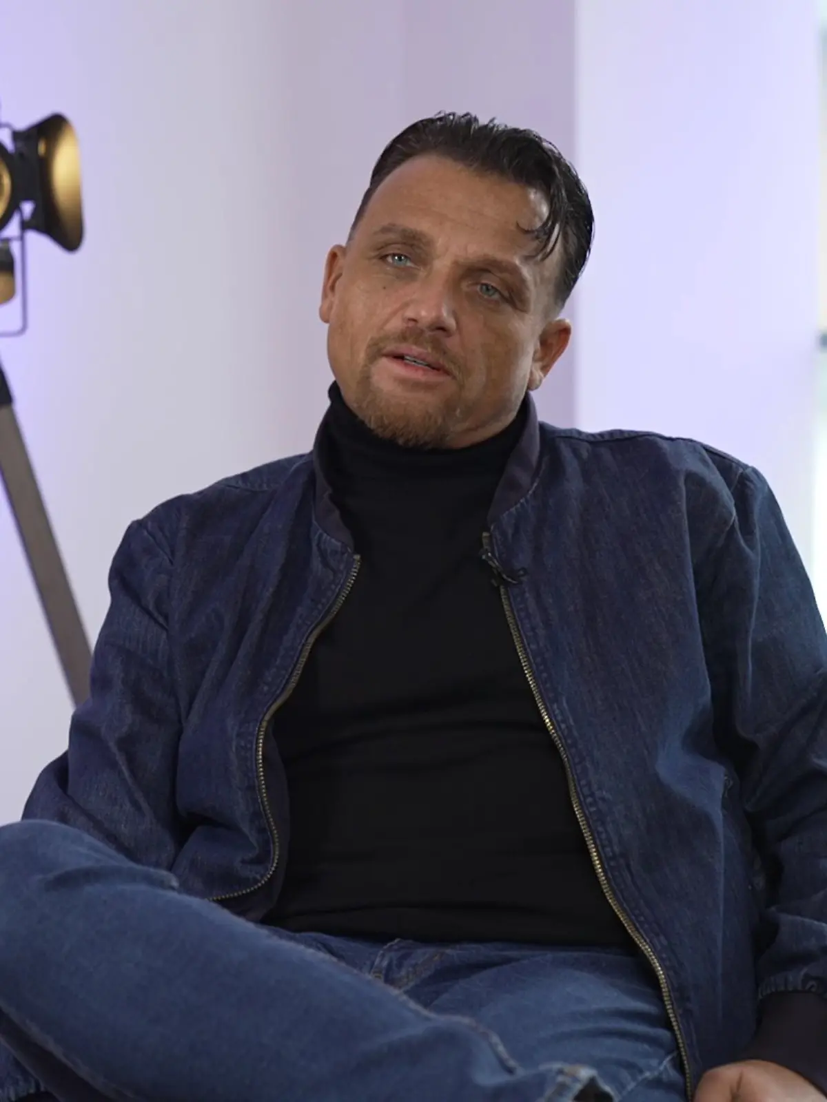 Bild zu: "„Der größte Gegner, den ich habe, ist der Menowin Fröhlich”"