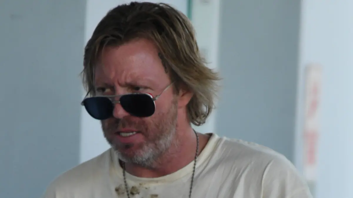 Elijah Blue Allman Chers son Elijah Blue Allman is seen with a friend in the parking lot of Starbucks in Beverly Hills, CA on August 6th, 2025. PUBLICATIONxINxGERxAUTxSUIxONLY Copyright: xGilesxHarrisonx NINTCHDBPICT001014819722