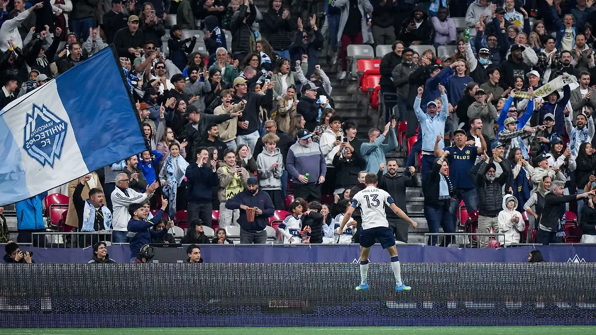 Solche Bilder könnten bald der Vergangenheit angehören: Vancouver-Fans bejubeln ein Müller-Tor. (Archivbild)