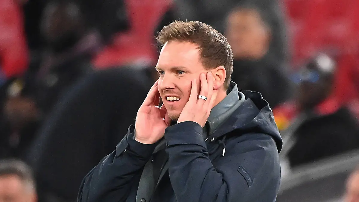 Bundestrainer Julian NAGELSMANN GER, skeptisch,verwundert, Einzelbild,angeschnittenes Einzelmotiv,Halbfigur,halbe Figur. Fussball Laenderspiel Deutschland - Ghana 2-1 am 30.03.2026 MHP ARENA *** national coach Julian NAGELSMANN GER , skeptical,astonished, single picture,cropped single motif,half figure,half figure soccer international Germany Ghana 2 1 on 30 03 2026 MHP ARENA