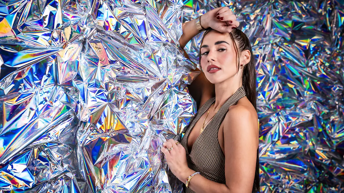 Sarah Engels (33, Köln): Ihre größte Leidenschaft ist ihre eigene Musik. Mit „Fire“ setzt Sarah Engels ein emotionales Zeichen für Empowerment, Zusammenhalt und Selbstbestimmung. Das Live-Event «Eurovision Song Contest - Das Deutsche Finale 2026» wird am 28. Februar ab 20.15 Uhr im Ersten gezeigt. +++ dpa-Bildfunk +++