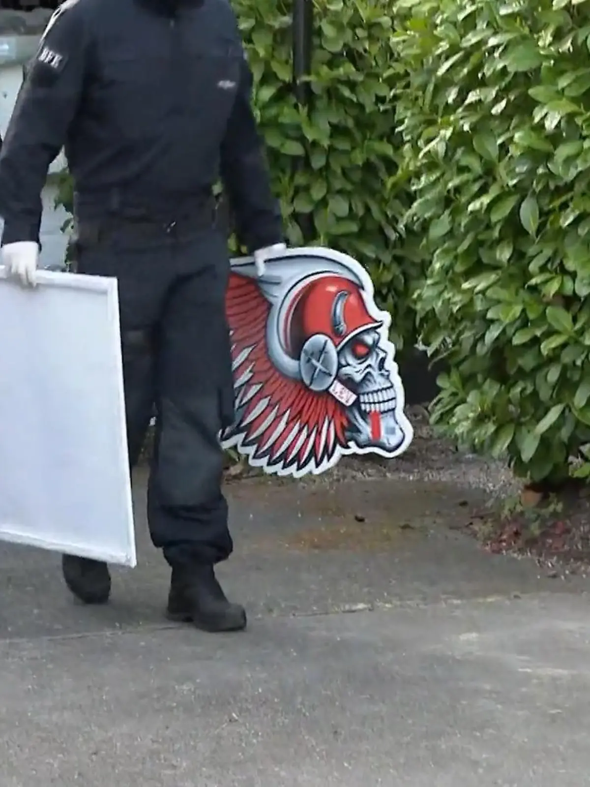 Bild zu: "Razzia gegen Rockerkriminalität"