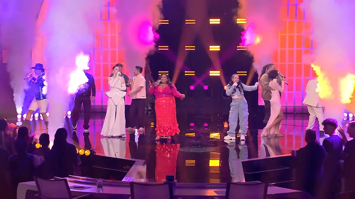 Endlich! Los geht's mit DSDS-Live-Show Nummer 1! Motto "Frühlingsgefühle"