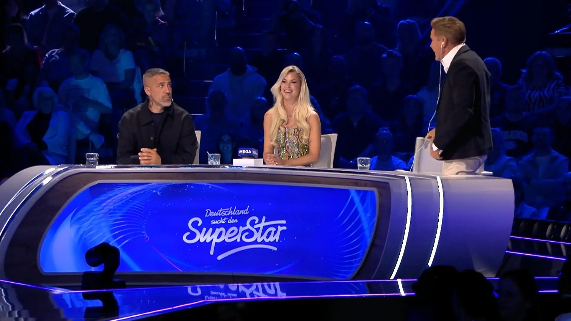 Nicht alle sind von Valentinas (16) Auftritt begeistert DSDS-Kandidatin spaltet die Jury