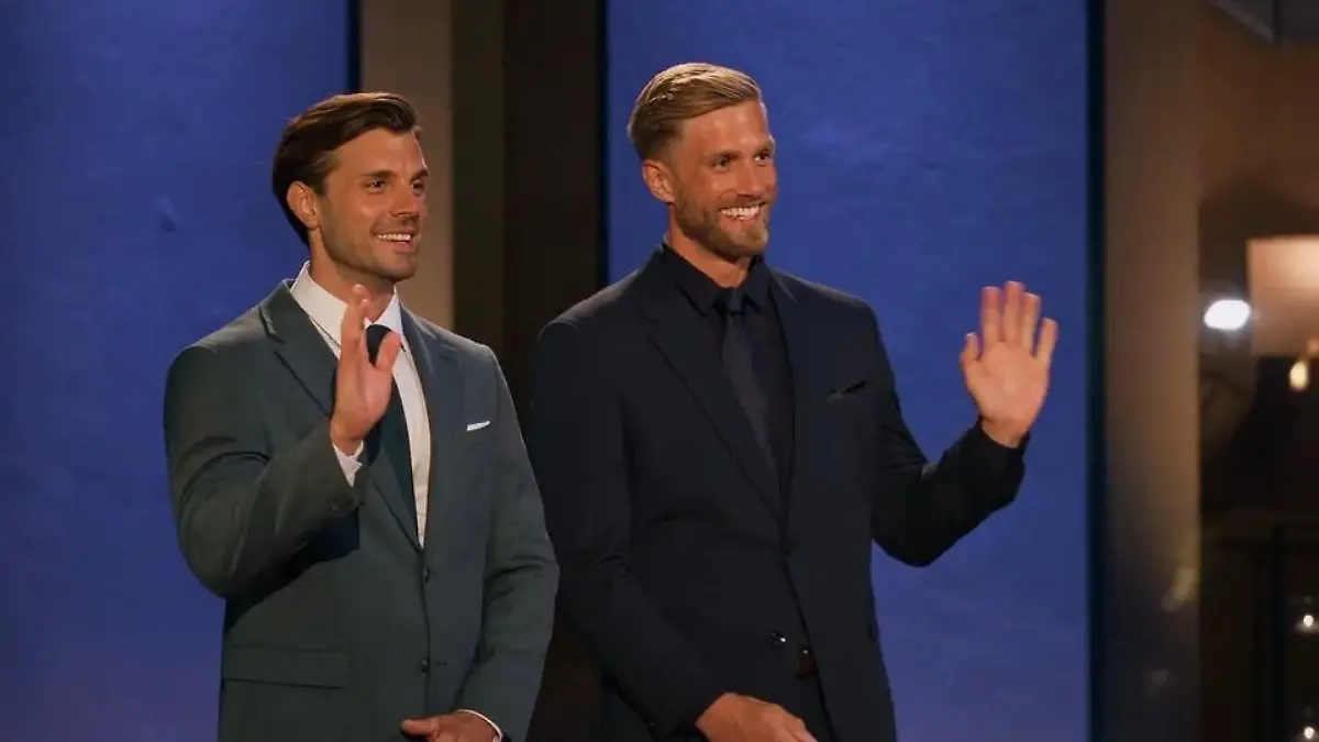 Tim und Sebastian lernen die Kandidatinnen gemeinsam kennen.