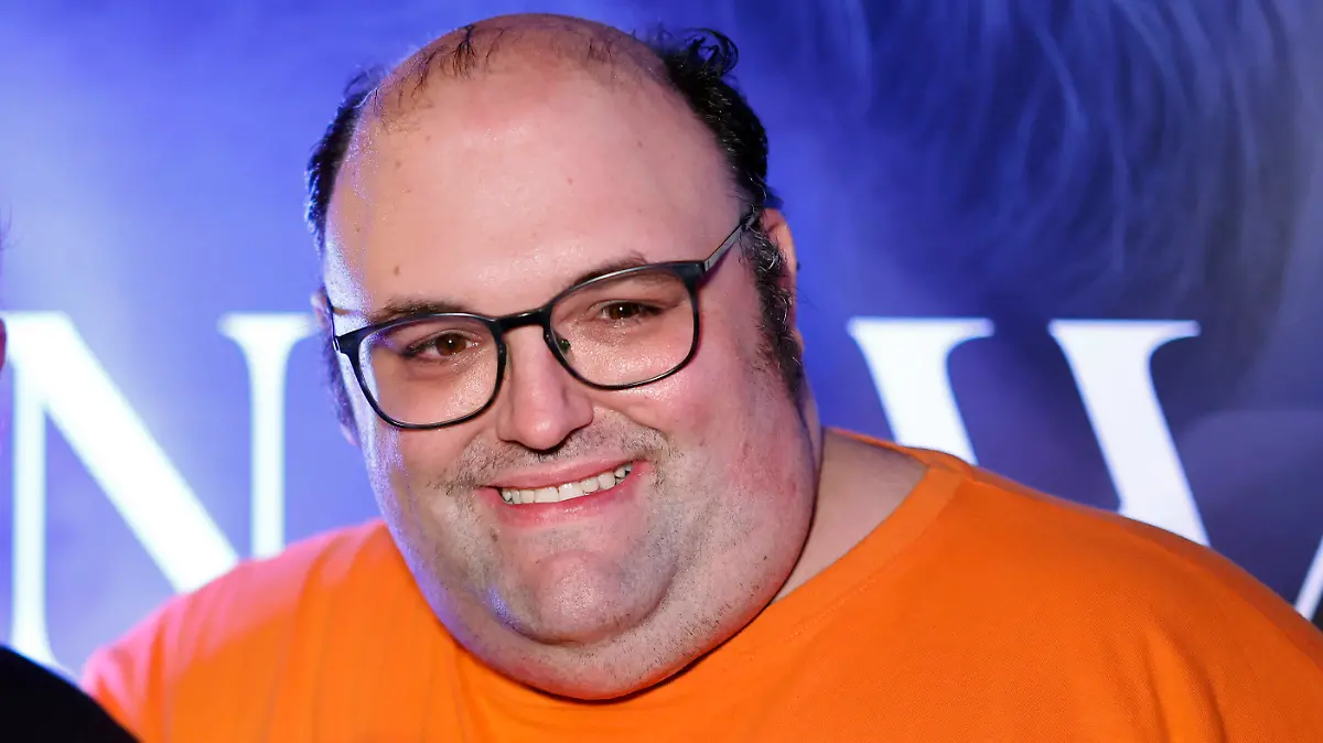 TV-Kandidat Ingo Peters und Frau Annika (Schwiegertochter gesucht) bei der Singlepräsentation der neuen Single In Ewigkeit von Menowin Fröhlich im Mio Club. Köln, 05.01.2023 NRW Deutschland