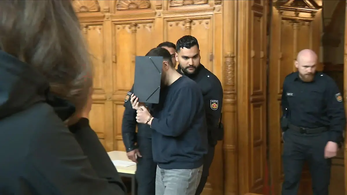 Mordanklage nach Liebesdrama Aus Eifersucht erstochen