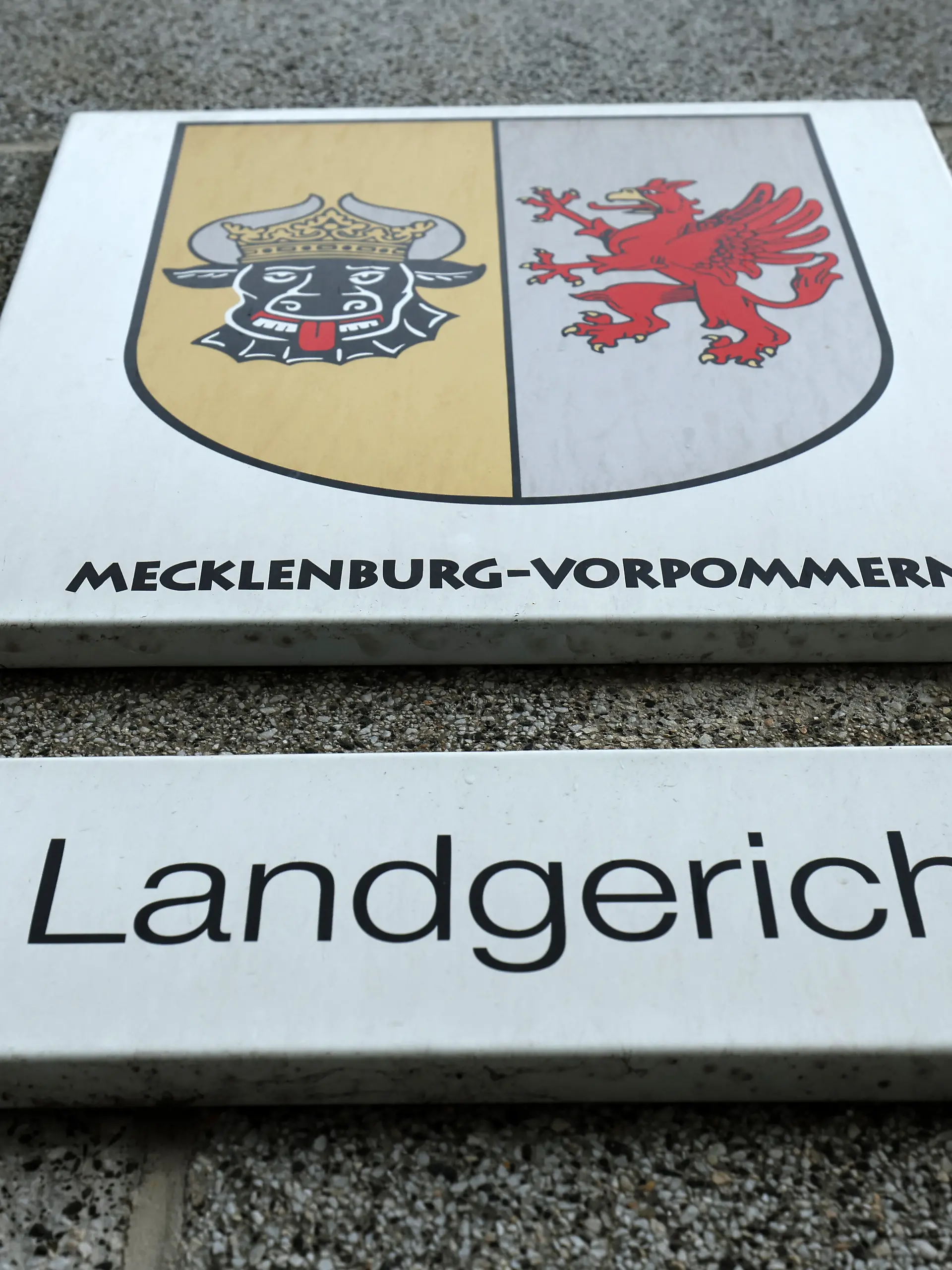 Landgericht Rostock (zu dpa: «Eine unfassbare Tat - Mordprozess um Fabians Tod steht bevor») +++ dpa-Bildfunk +++