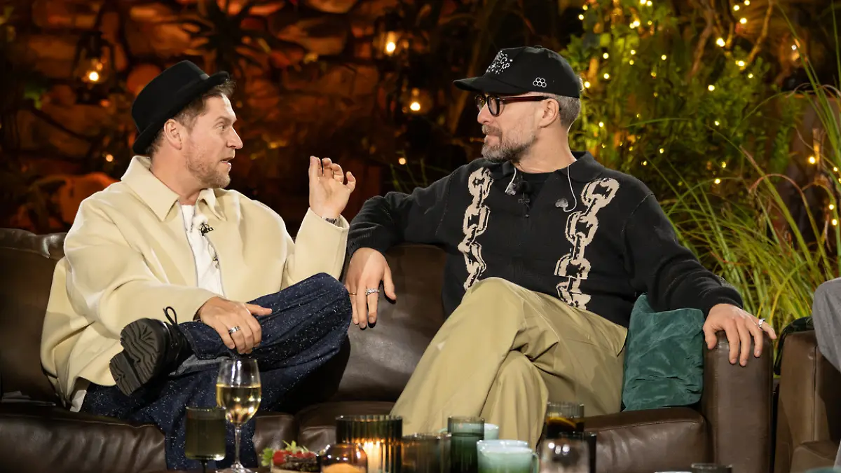 Johannes Oerding und Mark Forster auf der Couch