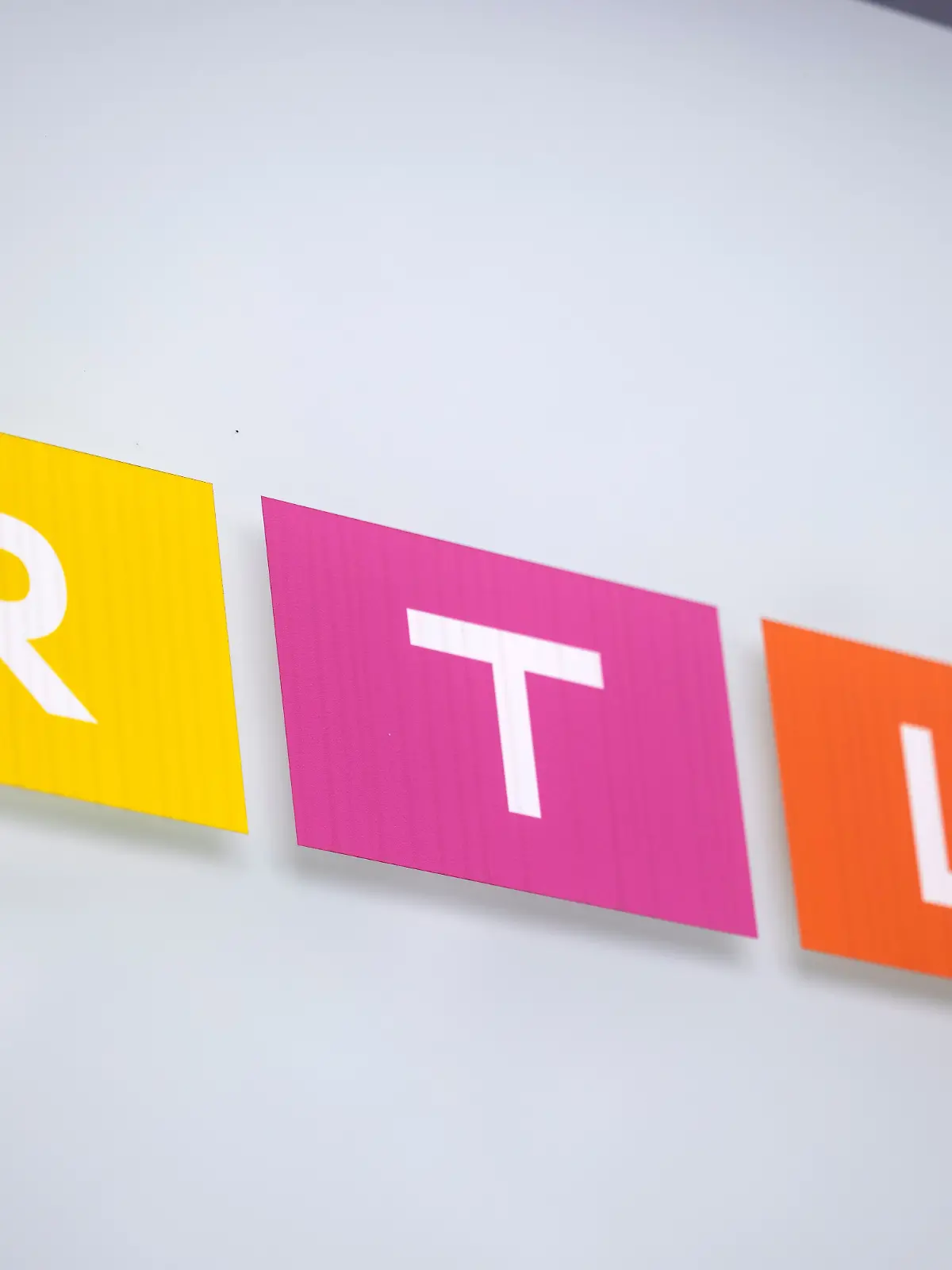 Bild zu: "RTL+ gibts jetzt auch in der Edeka-APP"