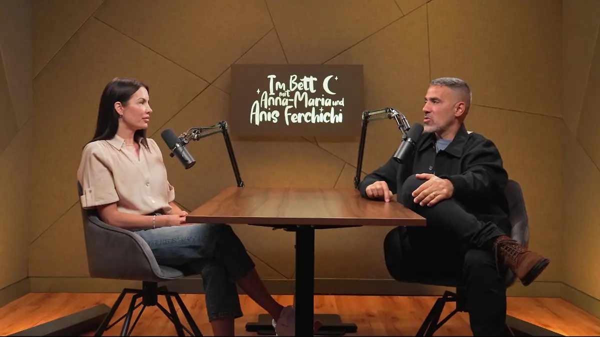 Anna-Maria und Anis Ferchichi geben in ihrem RTL+-Podcast ehrliche Familieneinblicke. 