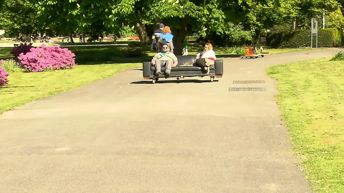 Das fahrende Sofa von Köln Ausflug auf der Couch