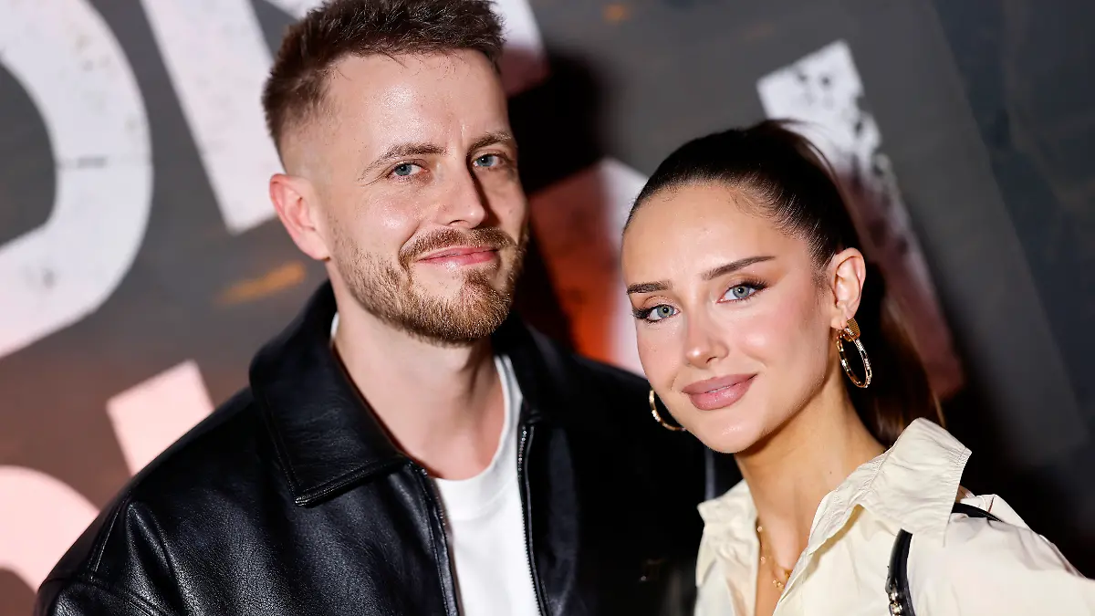 Die Influencer Julian Claßen und seine Freundin Palina haben wunderschöne News