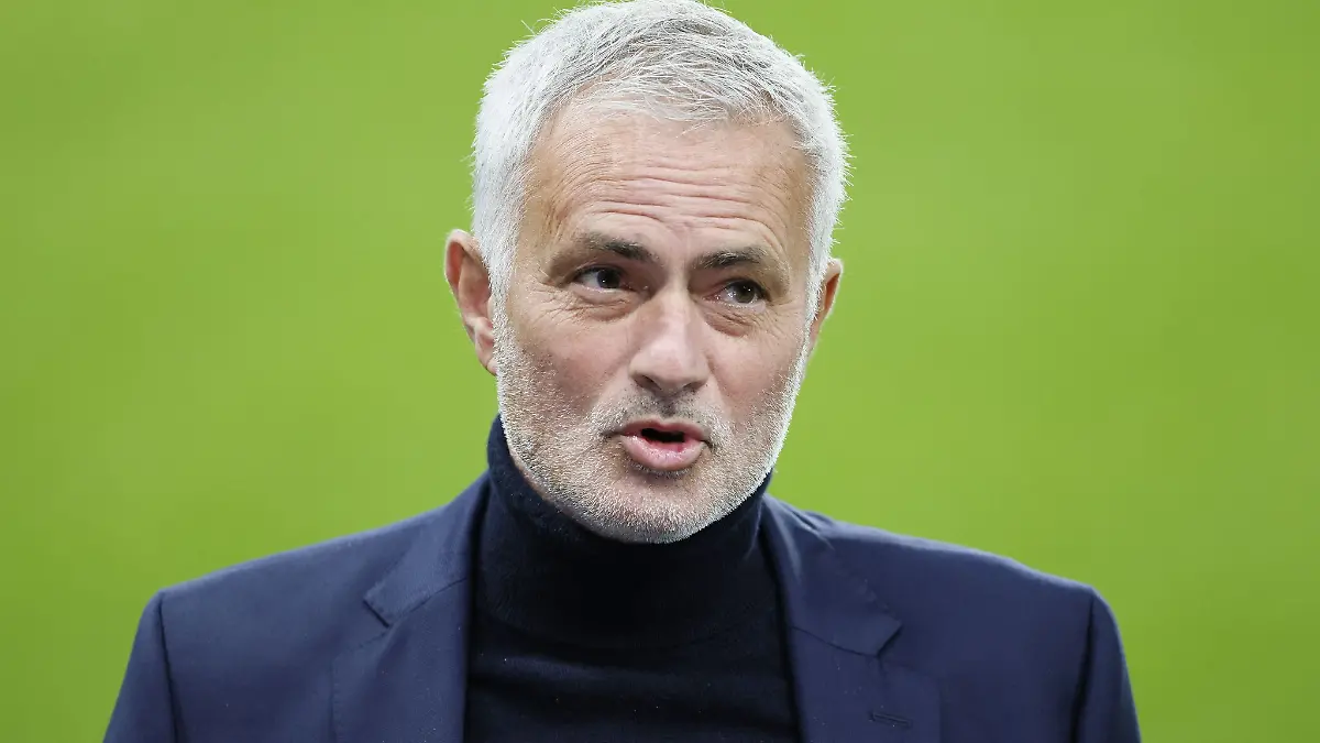 Benfica-Trainer José Mourinho: Real Madrid hat sich bisher nicht bei mir gemeldet. (Foto-Archiv)