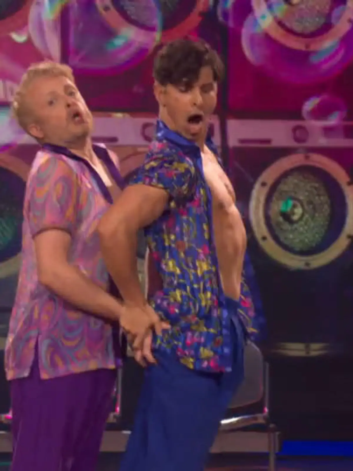 Bild zu: "Salsa mit Alexandru: Wie gut findet Ross mit dem neuen Partner in den Tanz?"
