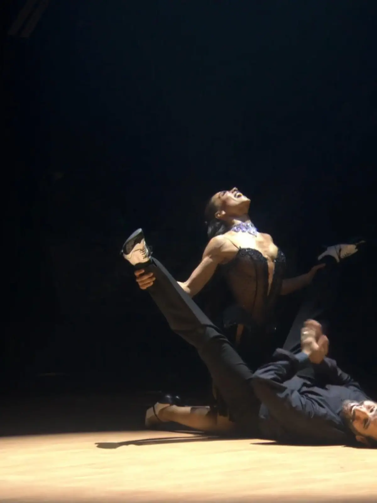 Bild zu: "Kraftvoller Jive: Nadja und Massimo legen eine starke Performance hin"