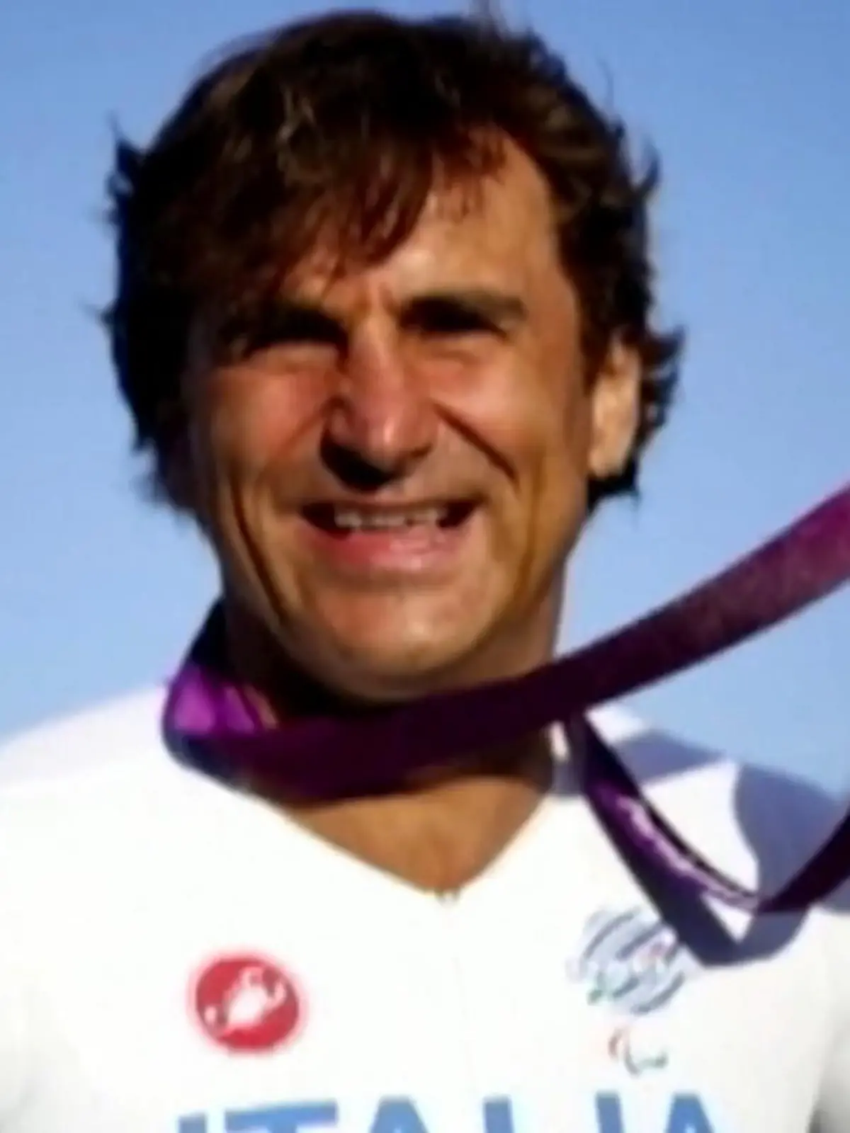 Bild zu: "Ex-Formel-1-Fahrer gestorben – so begeisterte Alessandro Zanardi (✝59) uns alle!"