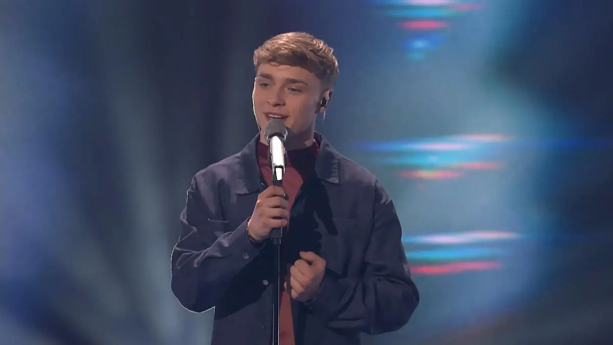 DSDS-Kandidat lässt Herz von Bohlens Tochter (15) höher schlagen Tyrell Hagedorn ist Thema bei Familie Bohlen