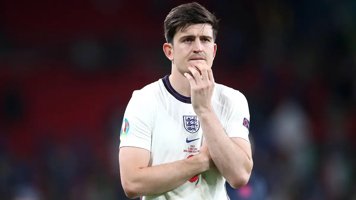  Italy v England - UEFA EURO, EM, Europameisterschaft,Fussball 2020 Final - Wembley Stadium England s Harry Maguire following defeat in the penalty shoot-out after the UEFA Euro 2020 Final at Wembley Stadium, London. Picture date: Sunday July 11, 2021. RESTRICTIONS: Use subject to restrictions. Editorial use only, no commercial use without prior consent from rights holder. PUBLICATIONxINxGERxSUIxAUTxONLY Copyright: xNickxPottsx 60888097