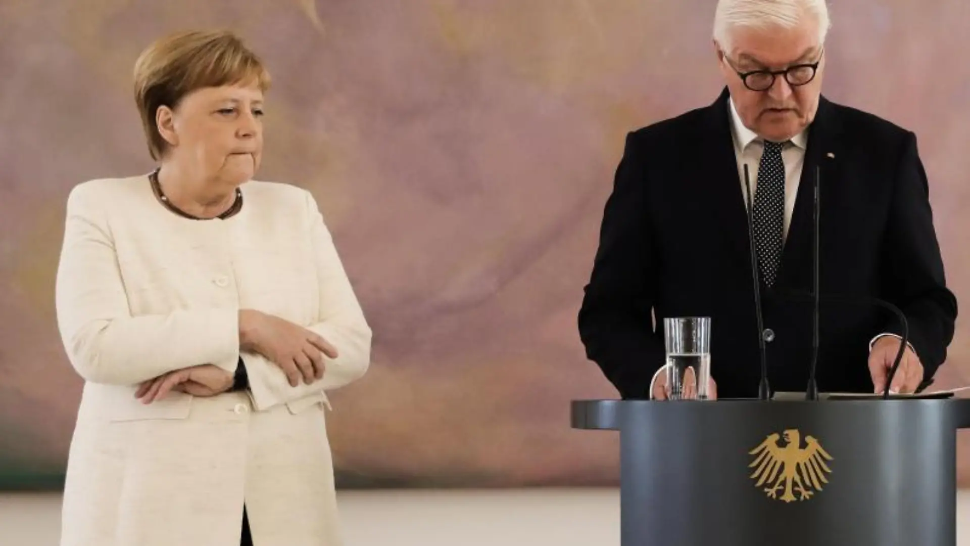 Merkel hat erneut Zitteranfall