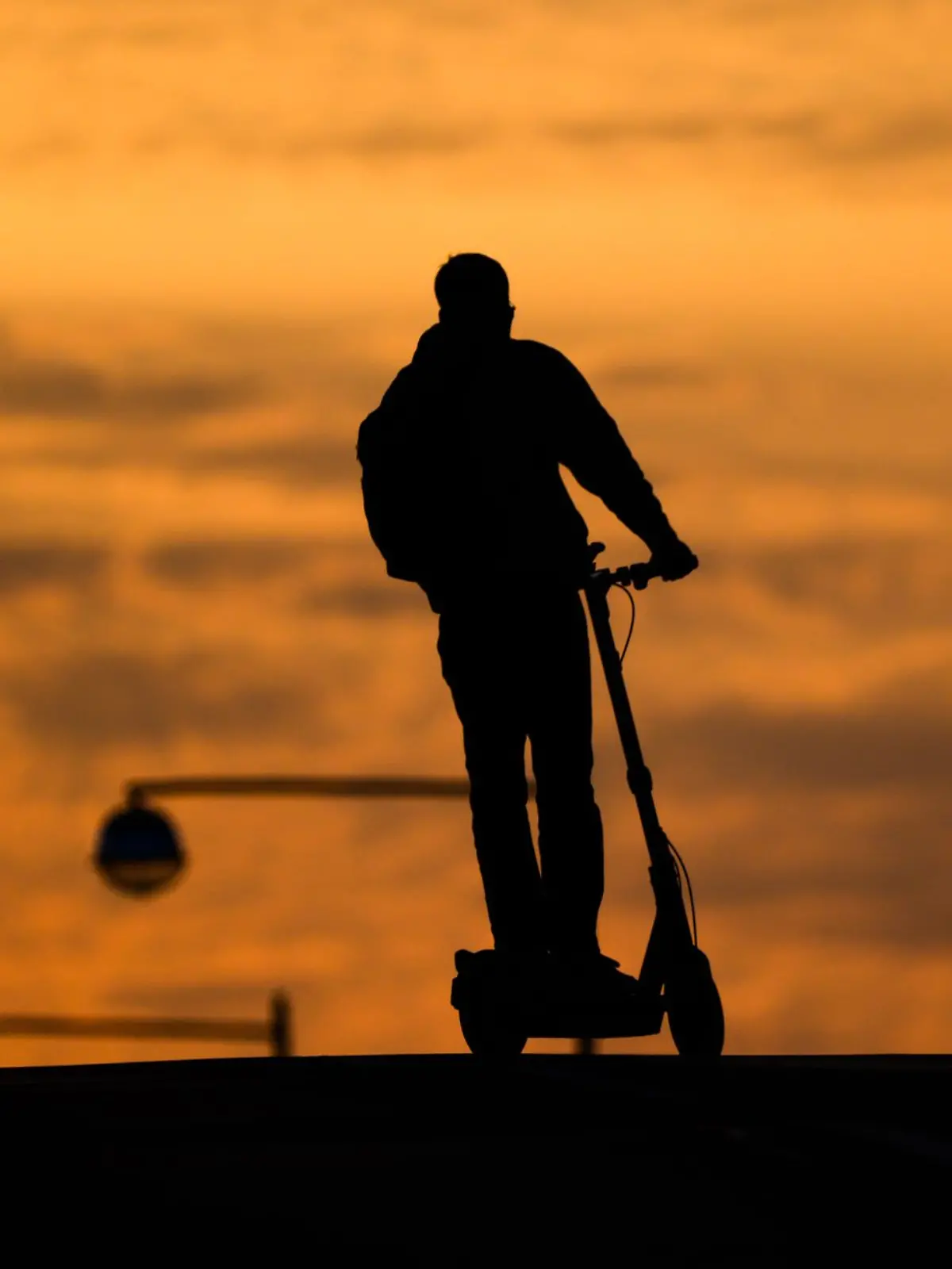 Beim Fahren mit dem E-Scooter gelten die gleichen Promillegrenzen wie beim Autofahren.