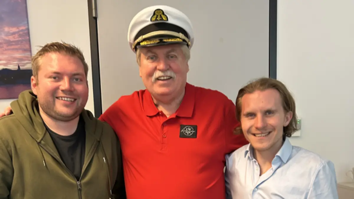 Klaus Baumgart im Gespräch mit den RTL-Reportern Kai Franzke Jr. und Thomas Lipke.