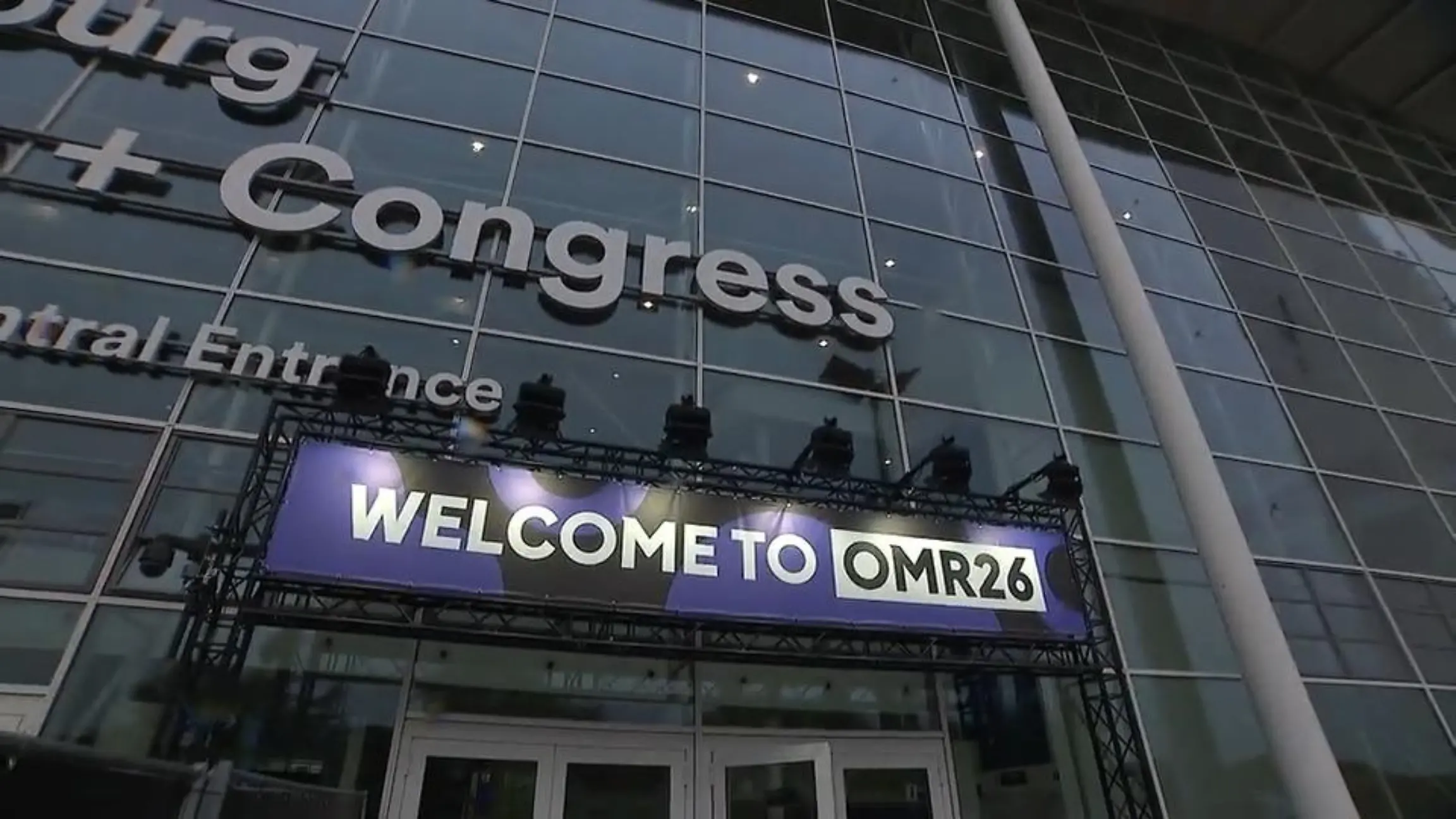 Künstliche Intelligenz im Fokus des OMR-Festivals Messe in Hamburg